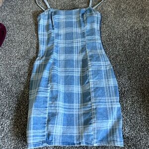 Divided Mini dress. Size small. Super cute fits very nice. Great condition